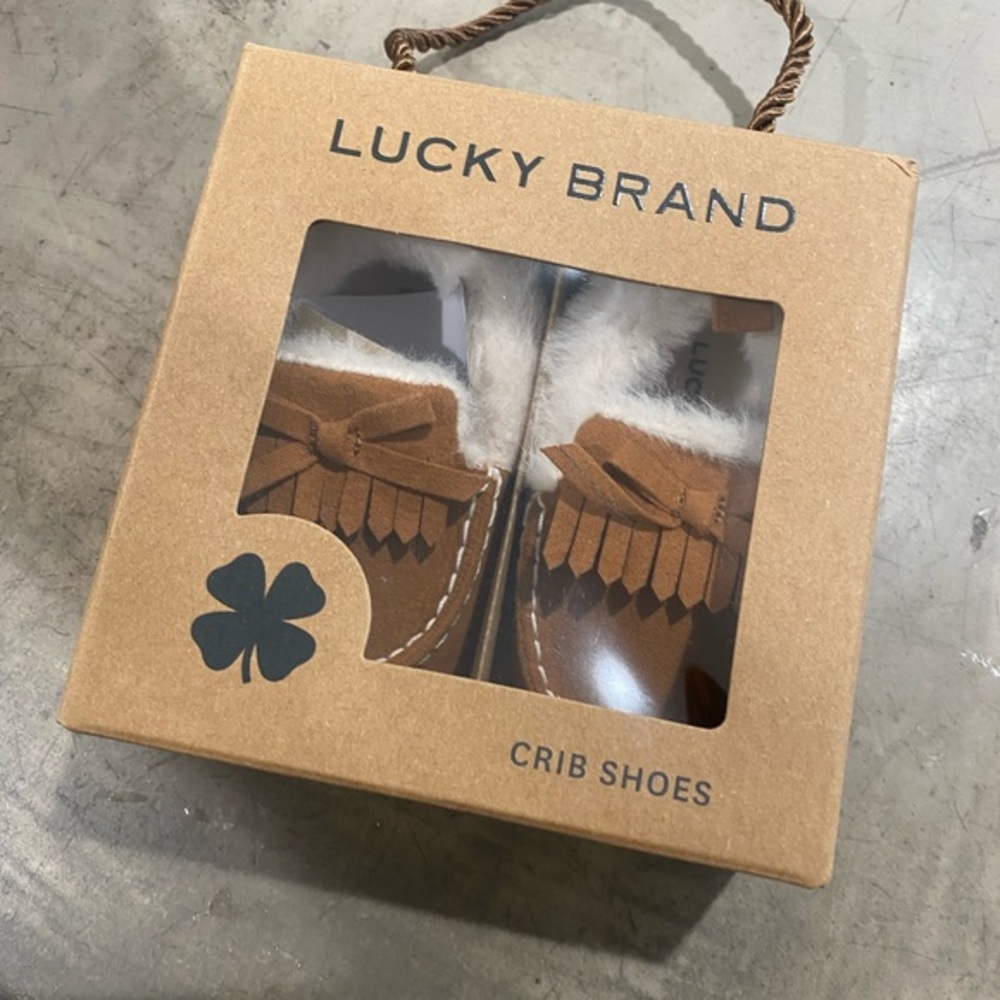 LUCKY BRAND baby slippers with faux fur lining! Unisex- comfy cozy and so cute!!